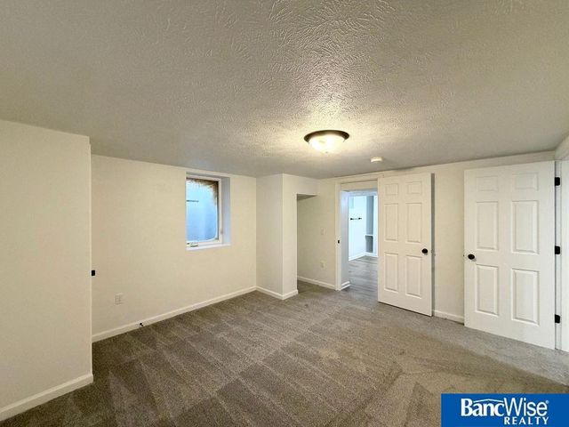 4301 Mohawk Street, Lincoln, NE 68510