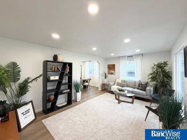 4301 Mohawk Street, Lincoln, NE 68510