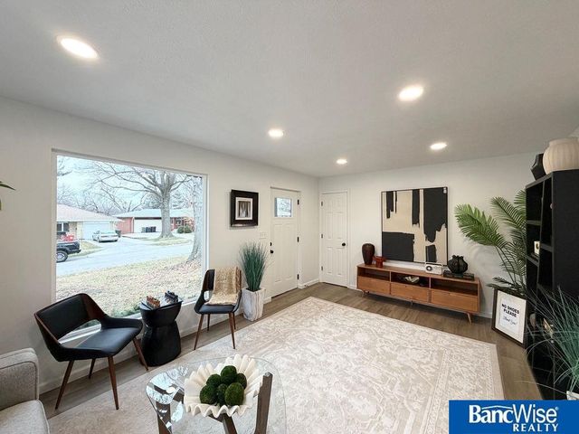 4301 Mohawk Street, Lincoln, NE 68510