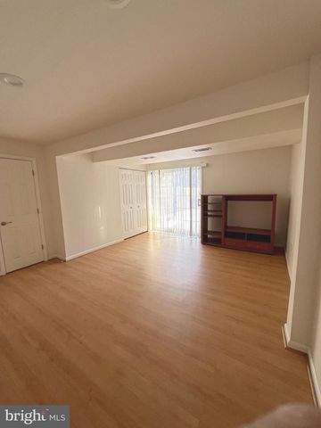 20203 RED BUCKEYE CT, Germantown, MD 20876