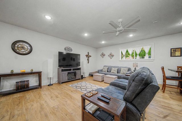 401 NW 32nd Street, Mineral Wells, TX 76067