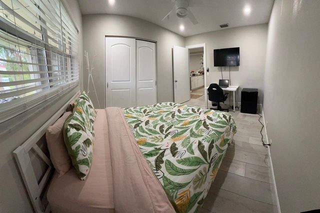 22755 SW 66th Ave 203, Boca Raton, FL 33428
