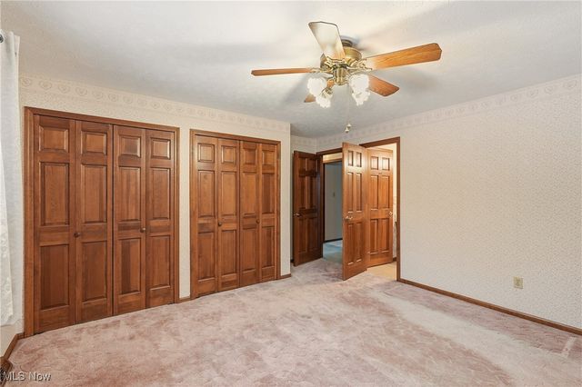 7130 Lakeview Drive, Parma, OH 44129