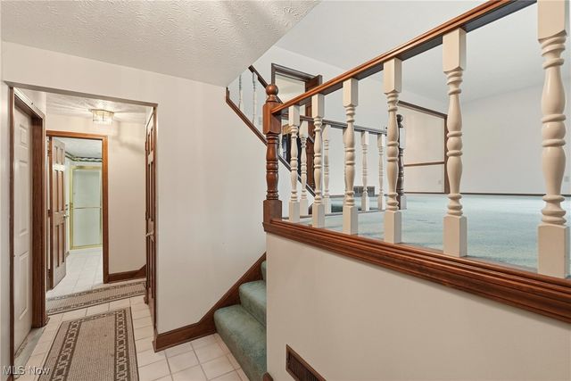 7130 Lakeview Drive, Parma, OH 44129