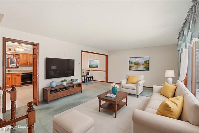 7130 Lakeview Drive, Parma, OH 44129