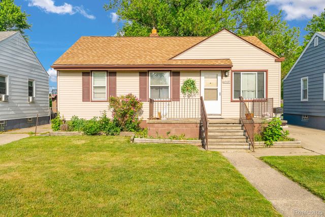 26351 Blumfield Street, Roseville, MI 48066