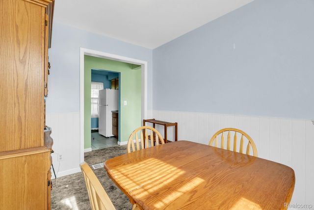 26351 Blumfield Street, Roseville, MI 48066