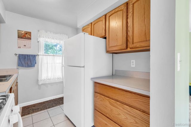 26351 Blumfield Street, Roseville, MI 48066