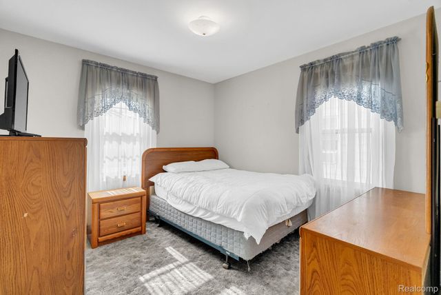 26351 Blumfield Street, Roseville, MI 48066