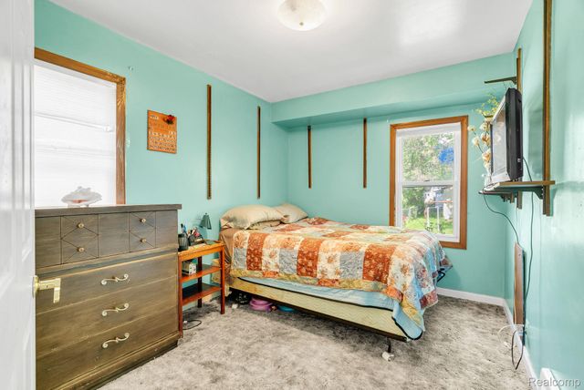 26351 Blumfield Street, Roseville, MI 48066