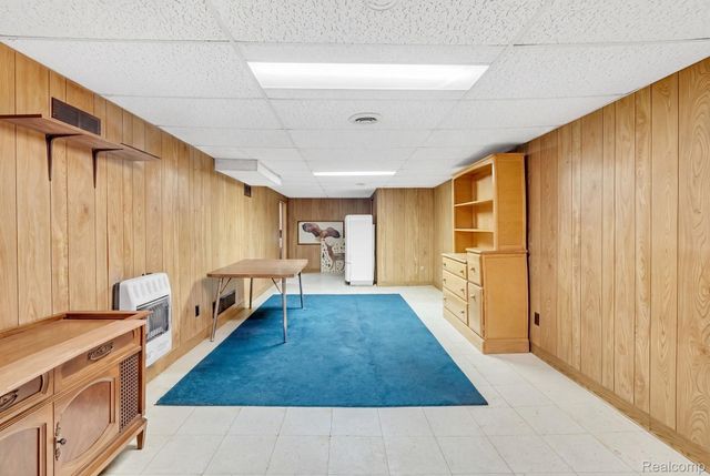 26351 Blumfield Street, Roseville, MI 48066