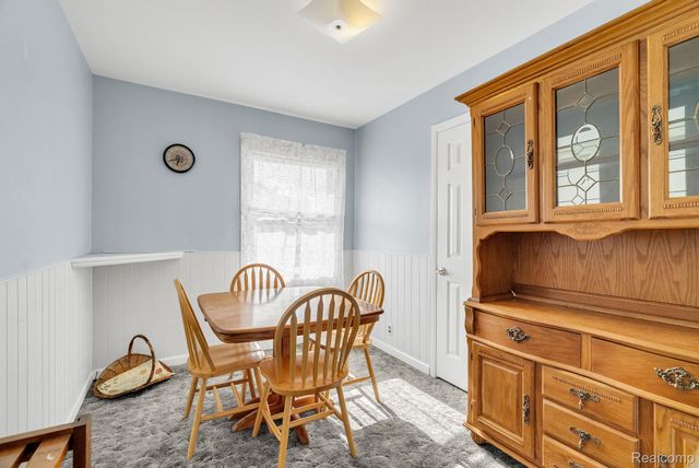 26351 Blumfield Street, Roseville, MI 48066