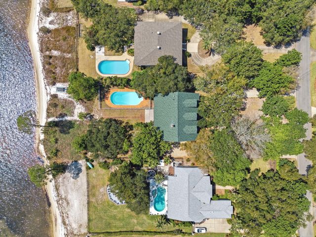 8127 Pompano Street, Navarre, FL 32566