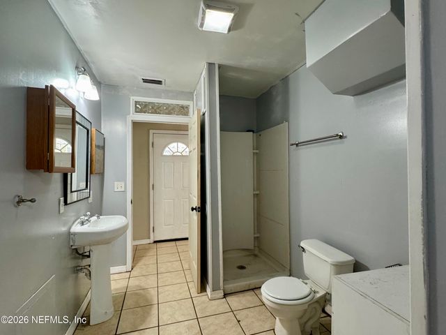 2057 GLEN GARDNER Drive, Jacksonville, FL 32246