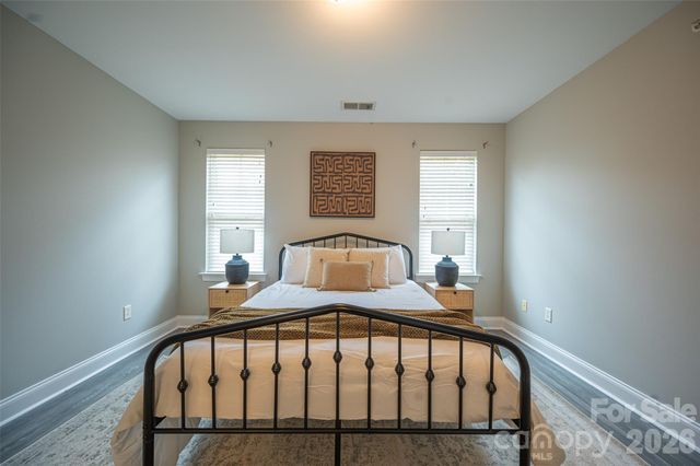 3148 Walnut Park Drive, Charlotte, NC 28262