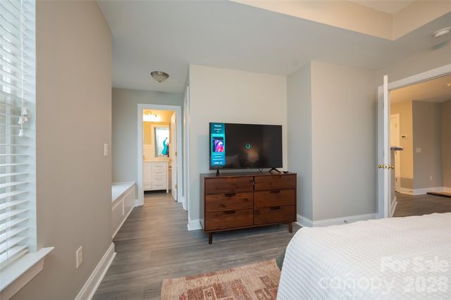 3148 Walnut Park Drive, Charlotte, NC 28262