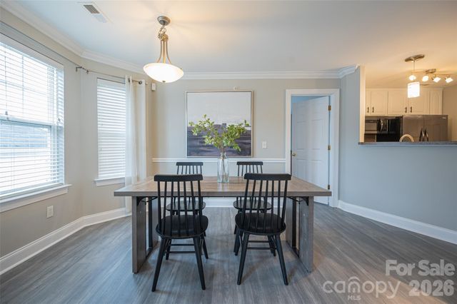 3148 Walnut Park Drive, Charlotte, NC 28262