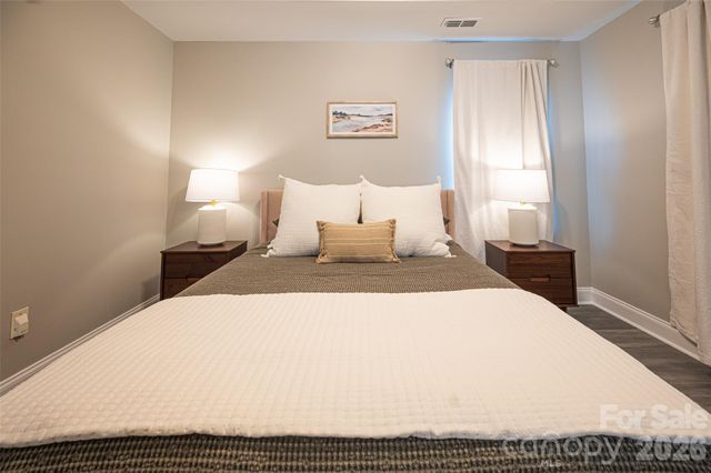 3148 Walnut Park Drive, Charlotte, NC 28262