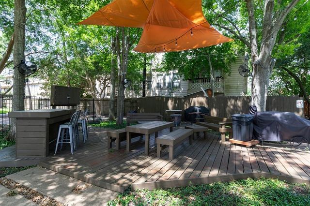 11710 Southlake Drive 12, Houston, TX 77077