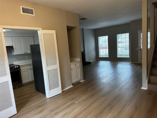 11710 Southlake Drive 12, Houston, TX 77077