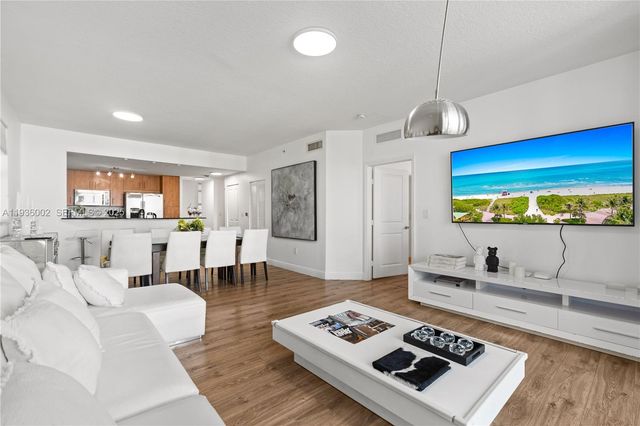 7918 Harbor Island Dr 212, North Bay Village, FL 33141