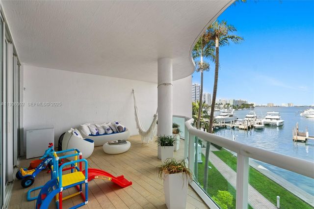 7918 Harbor Island Dr 212, North Bay Village, FL 33141