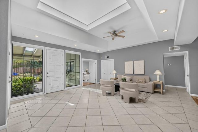 5848 Riddio St, Citrus Heights, CA 95610