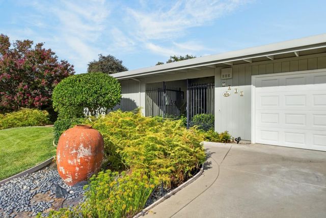 5848 Riddio St, Citrus Heights, CA 95610