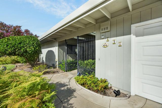 5848 Riddio St, Citrus Heights, CA 95610