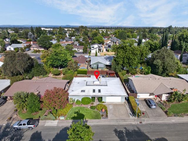 5848 Riddio St, Citrus Heights, CA 95610