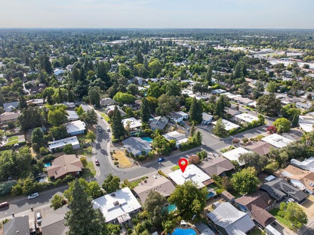 5848 Riddio St, Citrus Heights, CA 95610