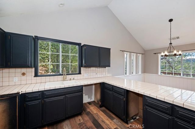 26620 Modoc, Lake Arrowhead, CA 92352
