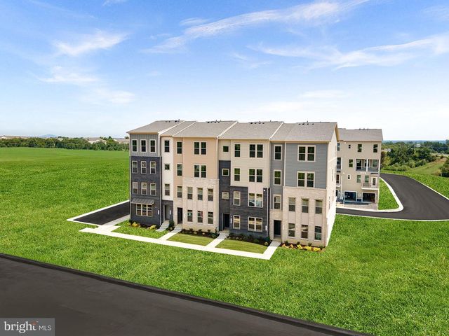 19719 MISTY MOSS SQ, Ashburn, VA 20147