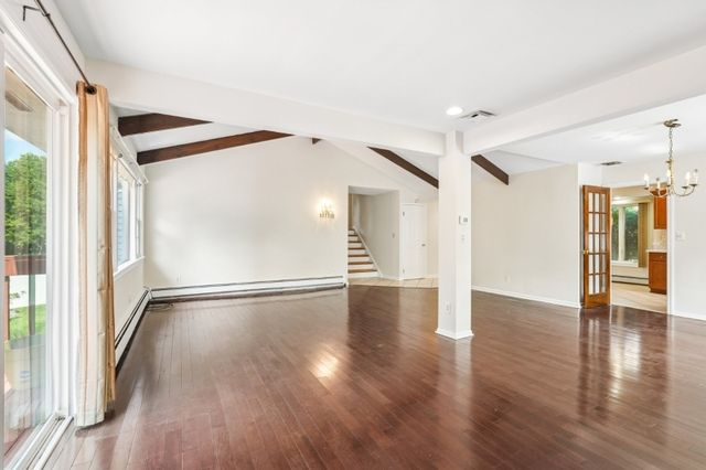 3 Wedgewood Dr, West Orange Twp., NJ 07052