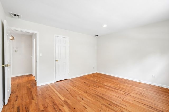 3 Wedgewood Dr, West Orange Twp., NJ 07052