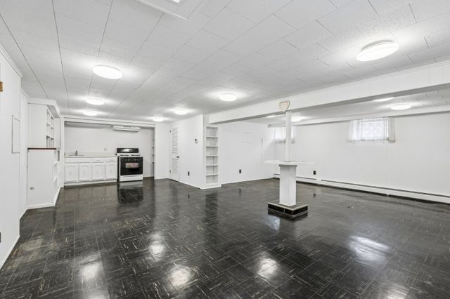 3 Wedgewood Dr, West Orange Twp., NJ 07052