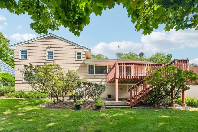 3 Wedgewood Dr, West Orange Twp., NJ 07052