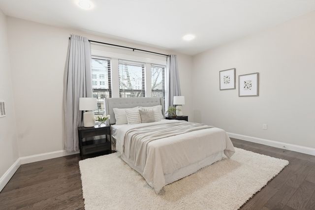 1653 Commonwealth Ave 2, Boston, MA 02135