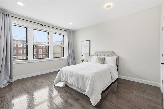 1653 Commonwealth Ave 2, Boston, MA 02135