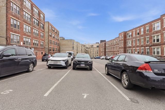 1653 Commonwealth Ave 2, Boston, MA 02135