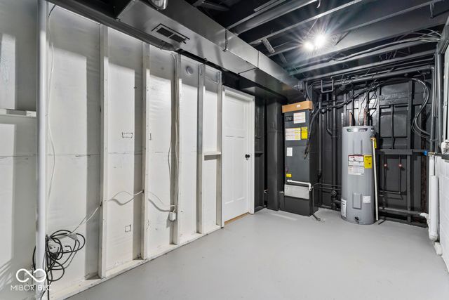 1026 Hollowood Court, Indianapolis, IN 46234