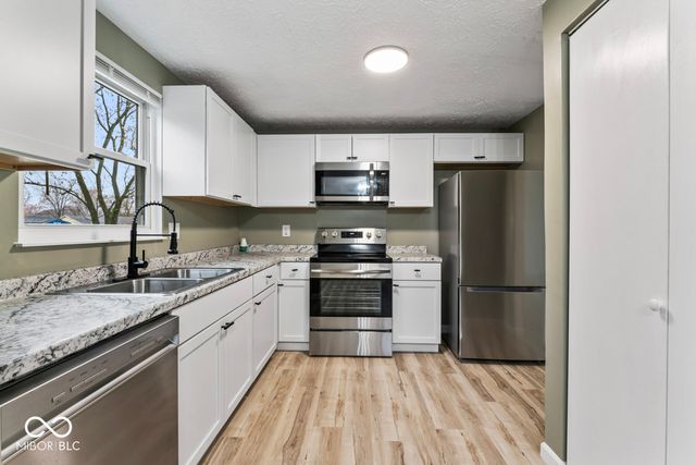 1026 Hollowood Court, Indianapolis, IN 46234