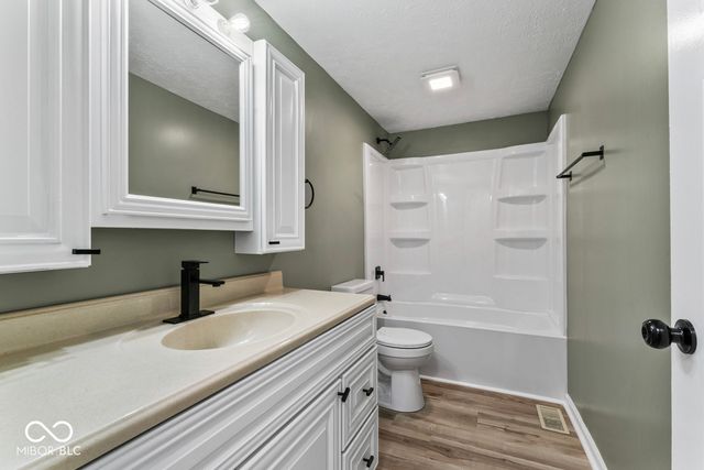 1026 Hollowood Court, Indianapolis, IN 46234