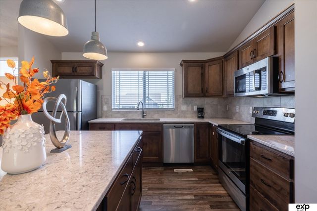 7752 N 108th Street, Omaha, NE 68142