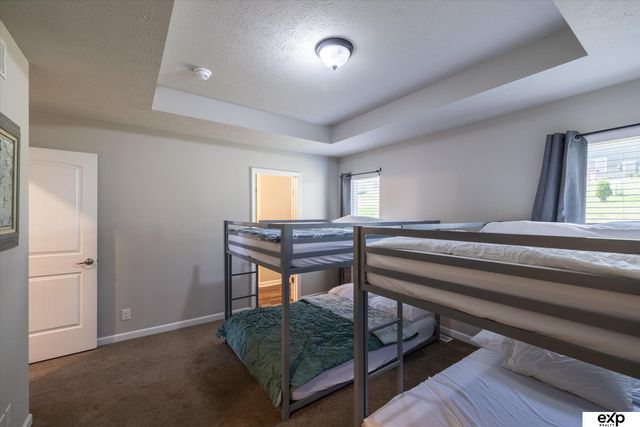 7752 N 108th Street, Omaha, NE 68142