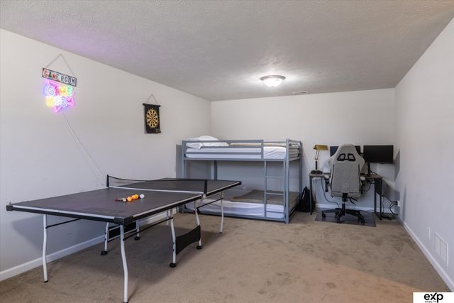 7752 N 108th Street, Omaha, NE 68142