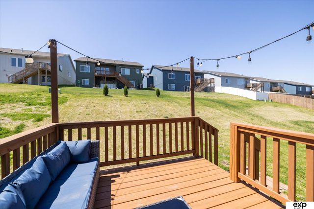 7752 N 108th Street, Omaha, NE 68142