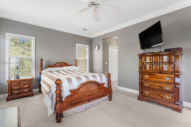 14 Peregrine Dr, Hilton Head Island, SC 29926