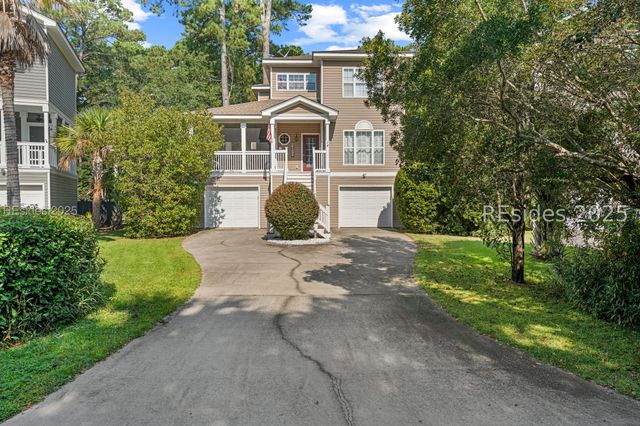 14 Peregrine Dr, Hilton Head Island, SC 29926
