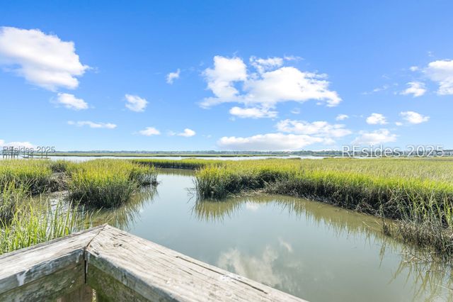 14 Peregrine Dr, Hilton Head Island, SC 29926